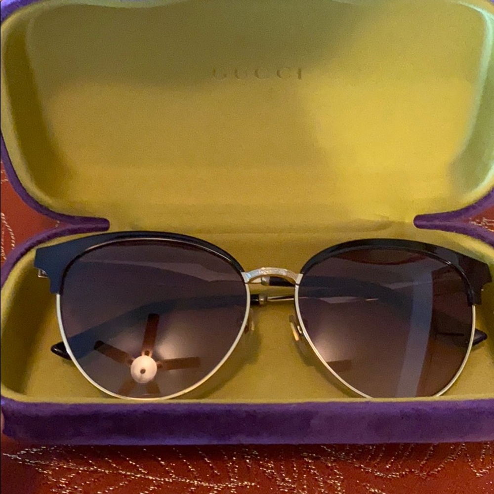 Gucci sunglasses